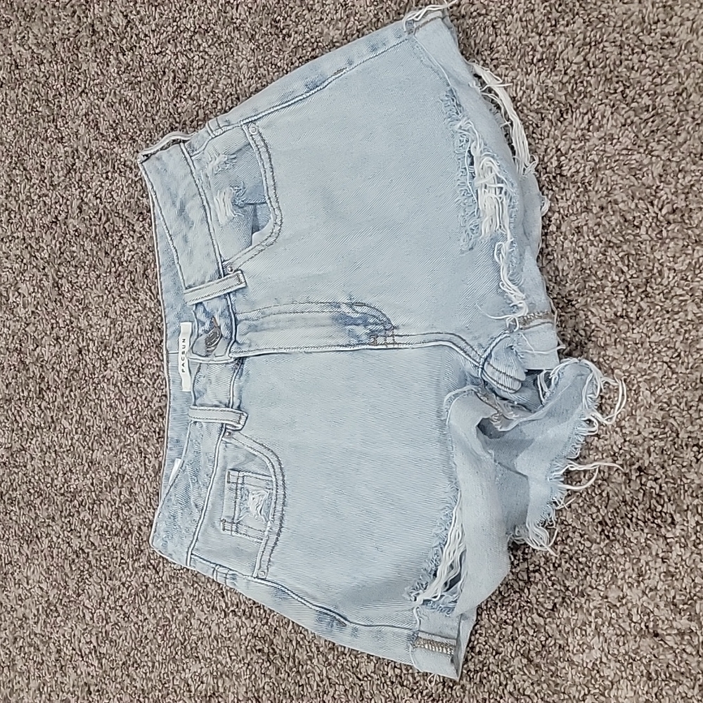 Pacsun Torn Mom Shorts